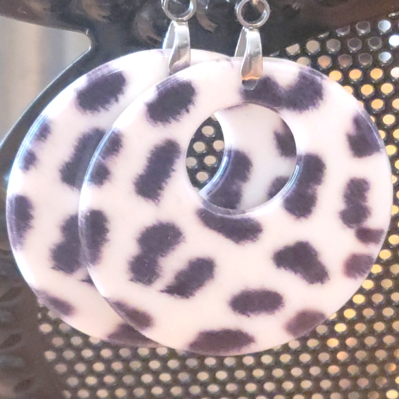 Animal Print Dangles - Picture 2 of 2